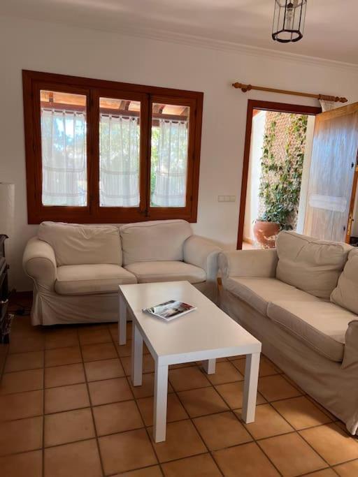 Chalet Con Piscina Sa Rapita Villa Exterior photo